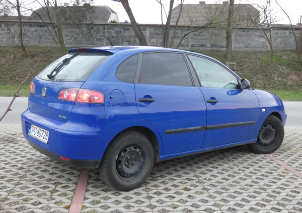 Seat Ibiza cena 5900 przebieg: 272911, rok produkcji 2004 z Opole małe 211